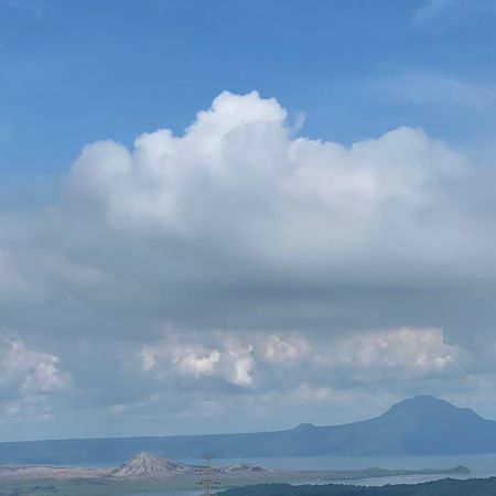 Splendido Tagagtay Taal Lake Staycation Free Parking Netflix No Free Pool Tagaytay City Dış mekan fotoğraf