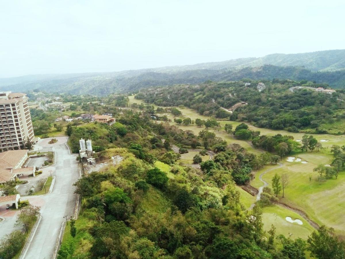 Splendido Tagagtay Taal Lake Staycation Free Parking Netflix No Free Pool Tagaytay City Dış mekan fotoğraf