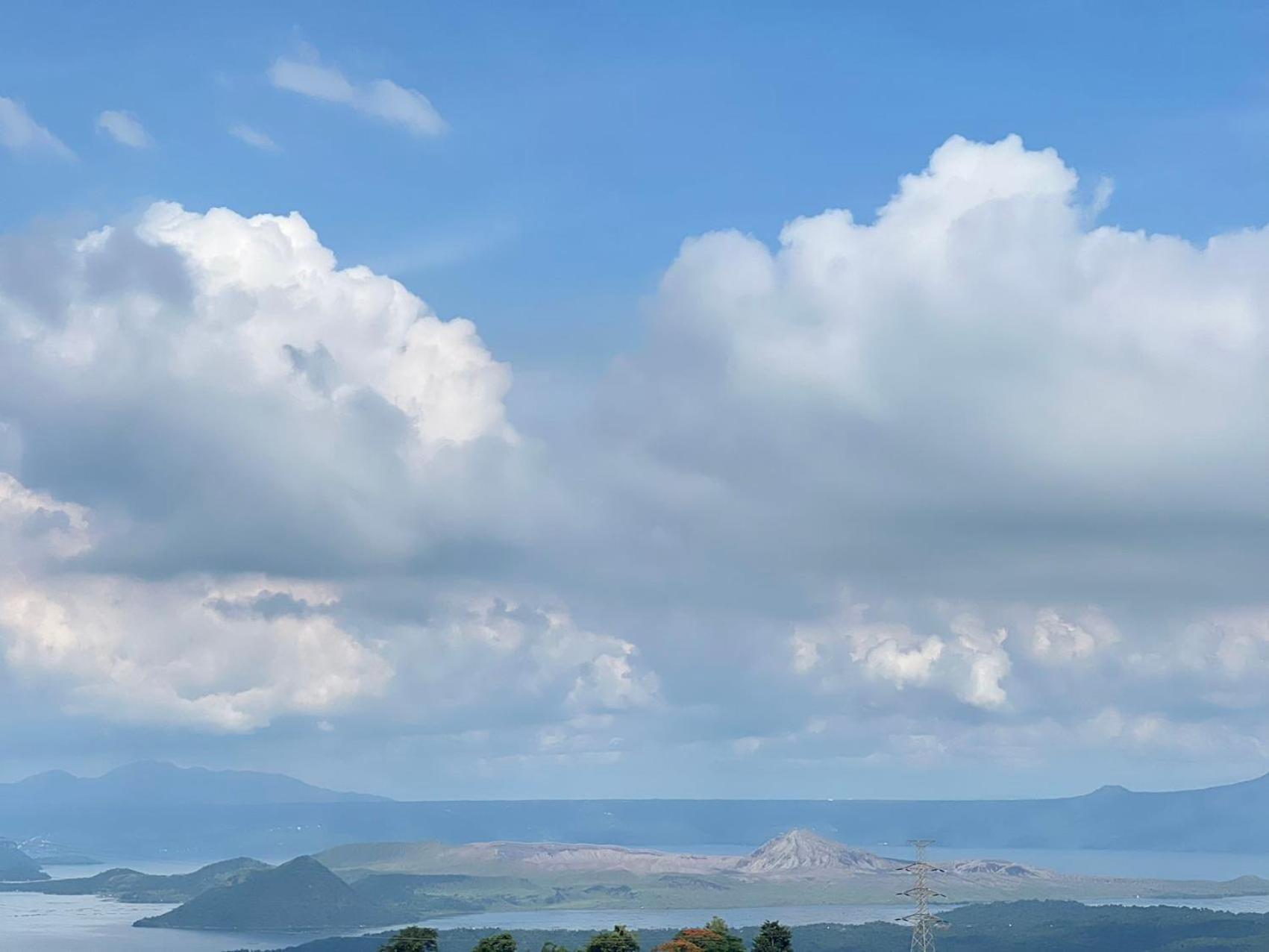 Splendido Tagagtay Taal Lake Staycation Free Parking Netflix No Free Pool Tagaytay City Dış mekan fotoğraf