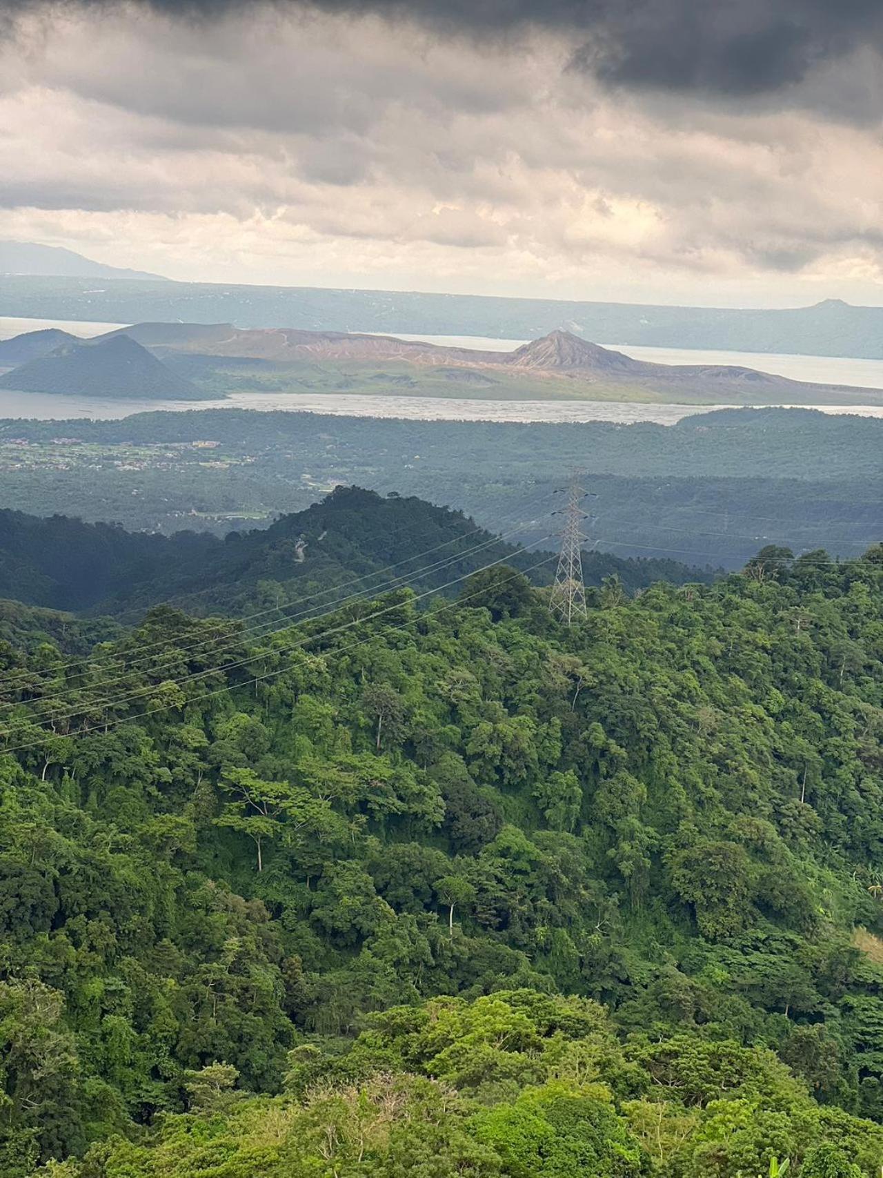 Splendido Tagagtay Taal Lake Staycation Free Parking Netflix No Free Pool Tagaytay City Dış mekan fotoğraf