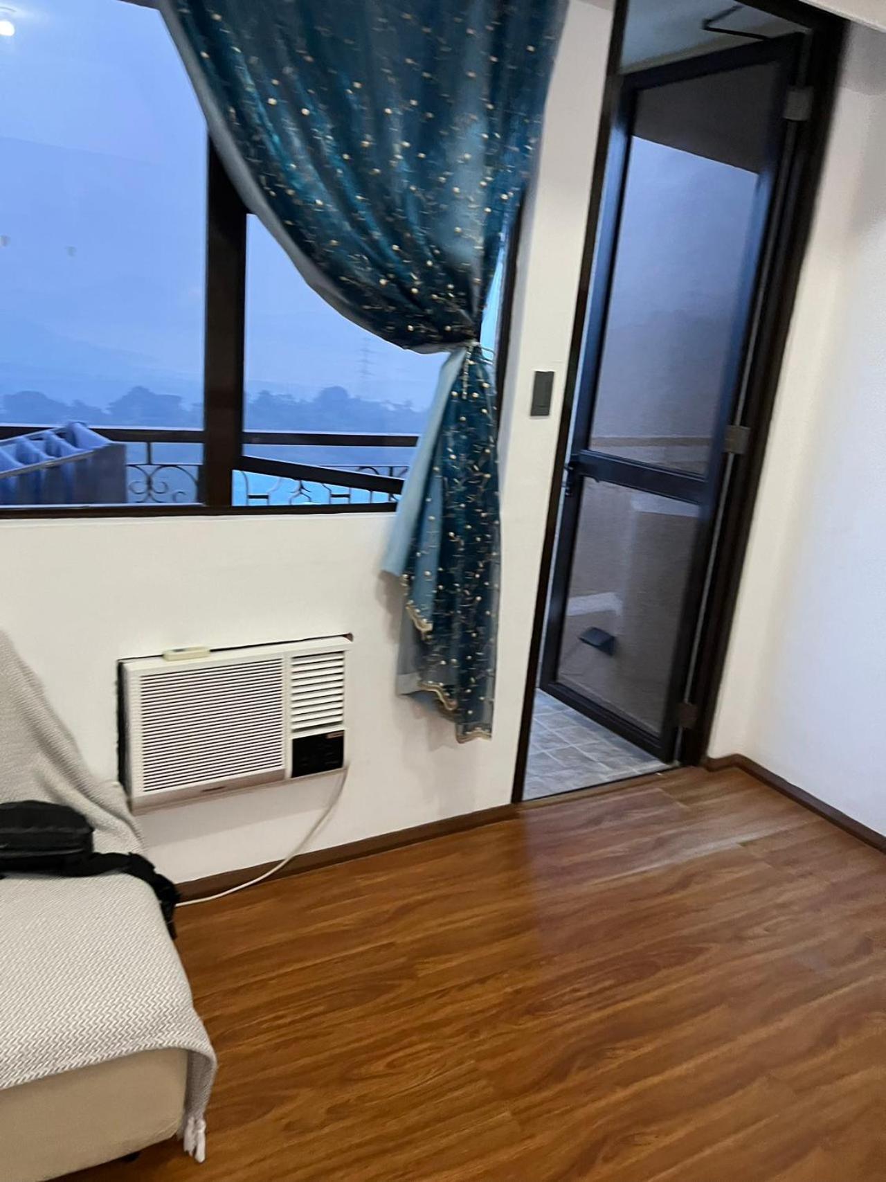 Splendido Tagagtay Taal Lake Staycation Free Parking Netflix No Free Pool Tagaytay City Dış mekan fotoğraf