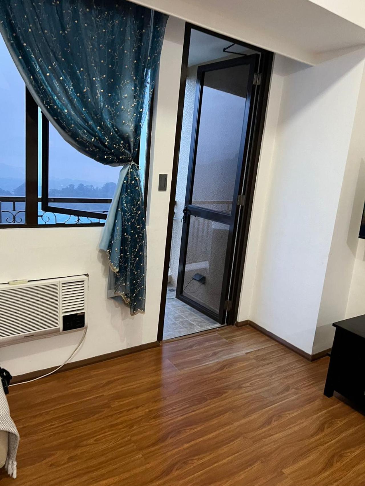 Splendido Tagagtay Taal Lake Staycation Free Parking Netflix No Free Pool Tagaytay City Dış mekan fotoğraf