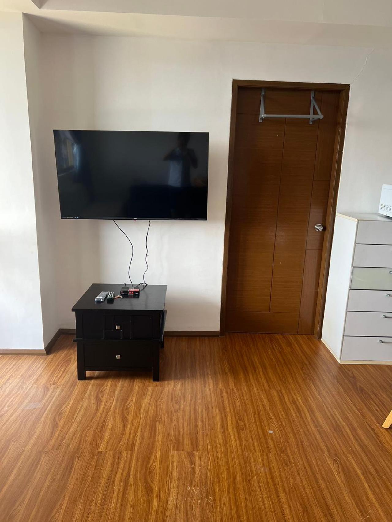 Splendido Tagagtay Taal Lake Staycation Free Parking Netflix No Free Pool Tagaytay City Dış mekan fotoğraf