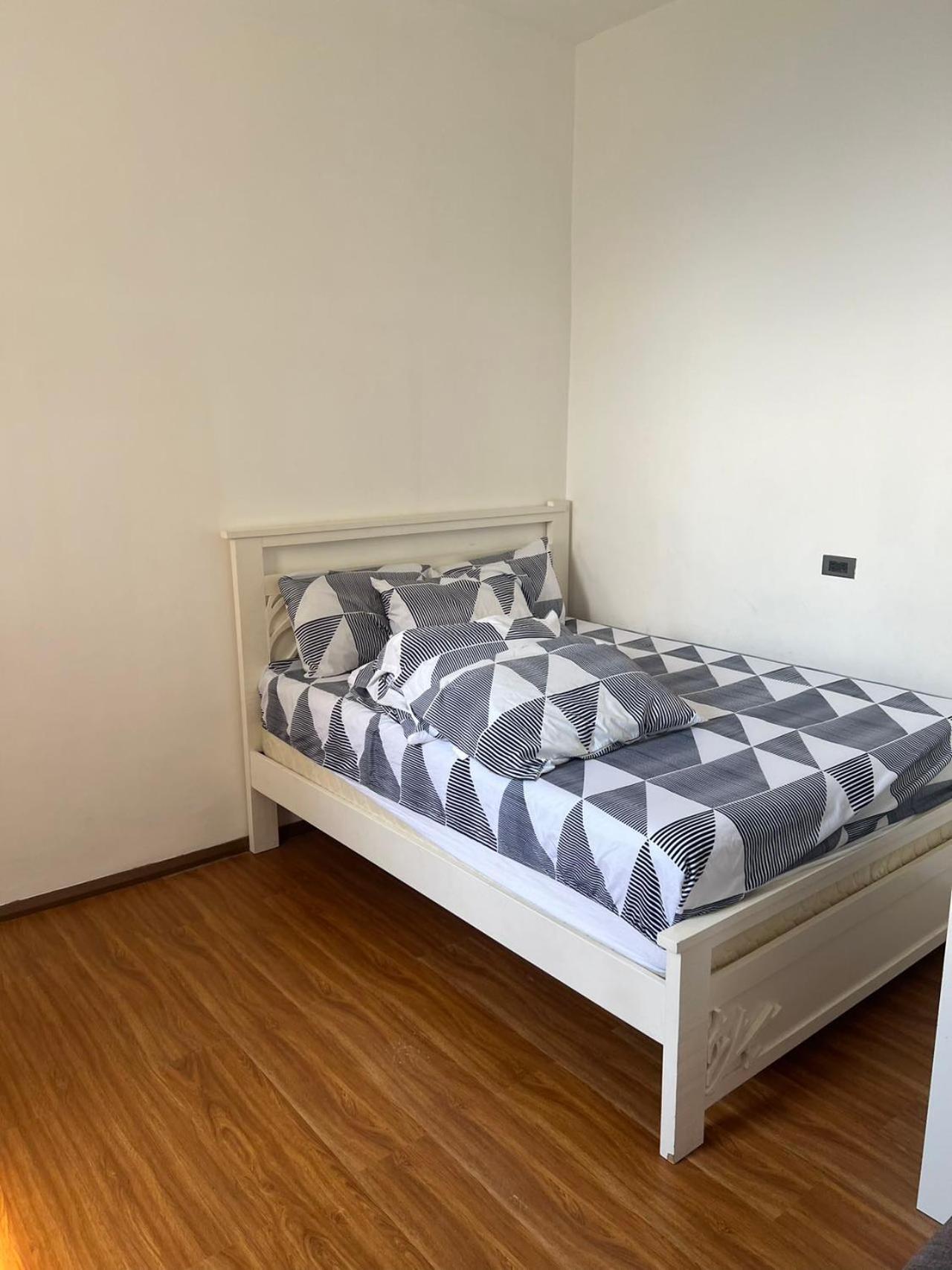 Splendido Tagagtay Taal Lake Staycation Free Parking Netflix No Free Pool Tagaytay City Dış mekan fotoğraf